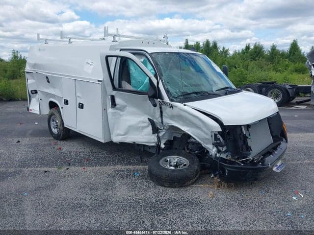 2025 CHEVROLET EXPRESS CUTAWAY WORK VAN 2