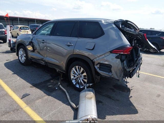 2026 TOYOTA GRAND HIGHLANDER PLATINUM 3