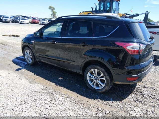 2017 FORD ESCAPE SE 3