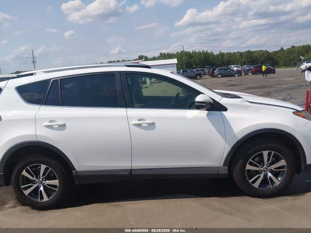 2018 TOYOTA RAV4 XLE 13
