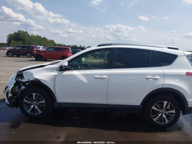 2018 TOYOTA RAV4 XLE 14