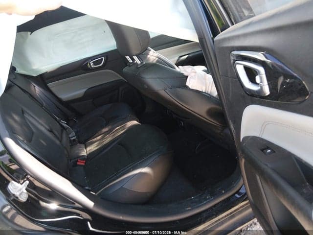 2025 JEEP COMPASS LIMITED 4X4 8