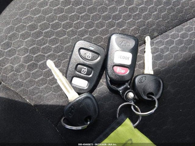 2020 HYUNDAI ELANTRA SE 11
