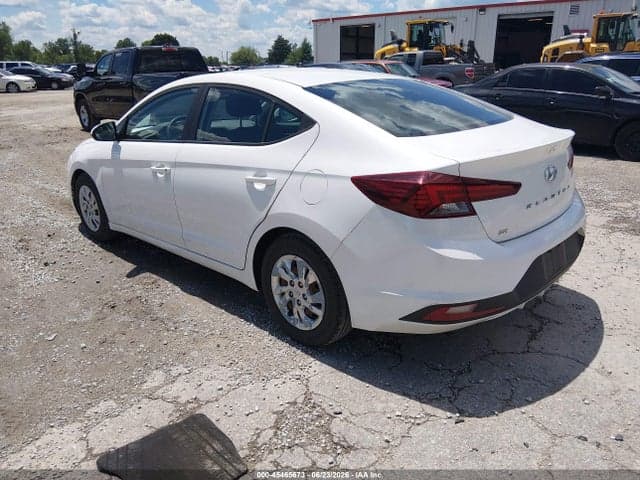 2020 HYUNDAI ELANTRA SE 3