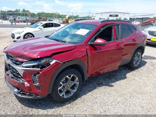 2025 CHEVROLET TRAX FWD LT 2