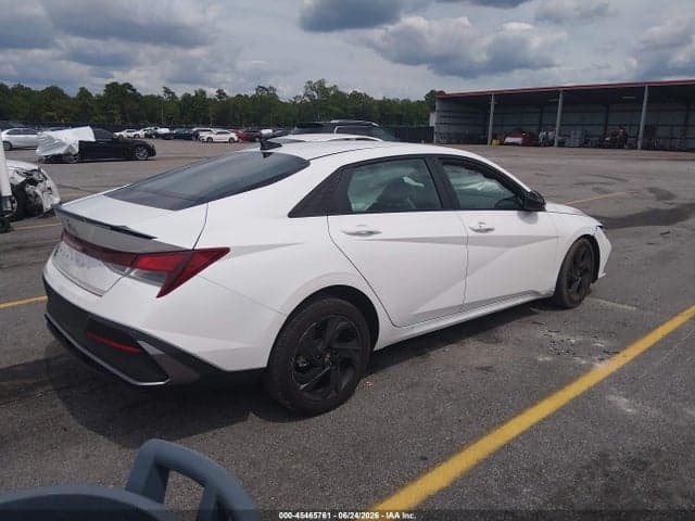 2026 HYUNDAI ELANTRA SEL SPORT 4