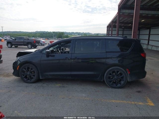 2018 CHRYSLER PACIFICA TOURING PLUS 15