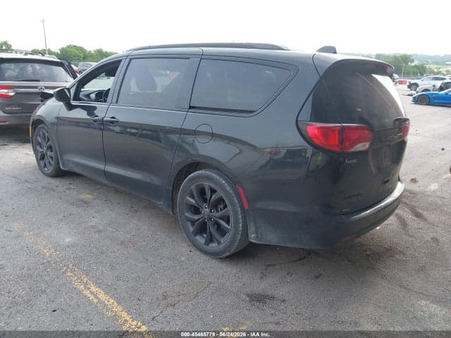 2018 CHRYSLER PACIFICA TOURING PLUS 3