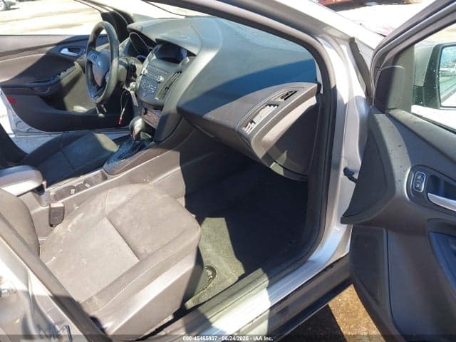 2018 FORD FOCUS SE 5