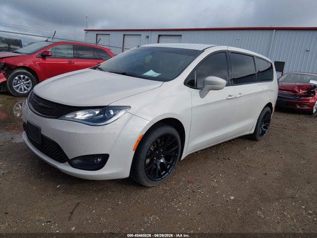 2019 CHRYSLER PACIFICA TOURING PLUS 2