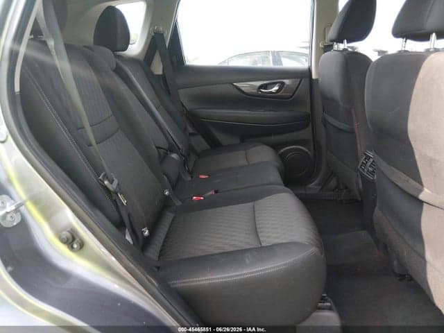 2018 NISSAN ROGUE S 8
