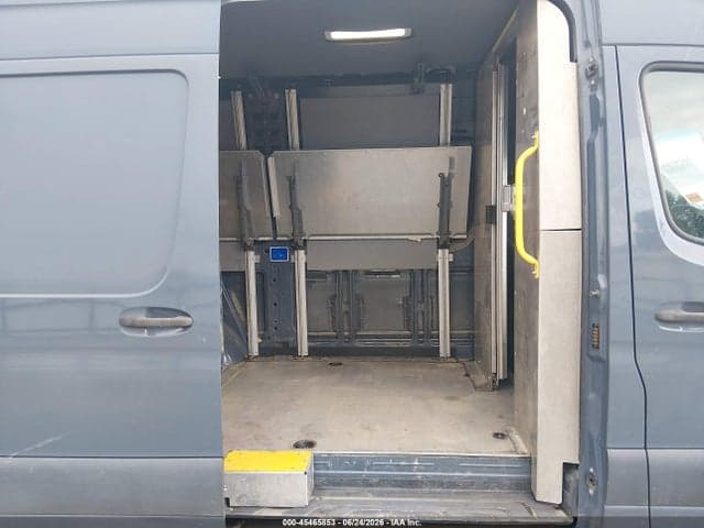 2019 MERCEDES-BENZ SPRINTER 2500 STANDARD ROOF V6 8