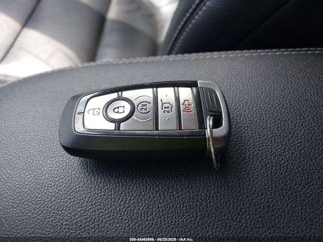 2021 FORD ESCAPE SE 11