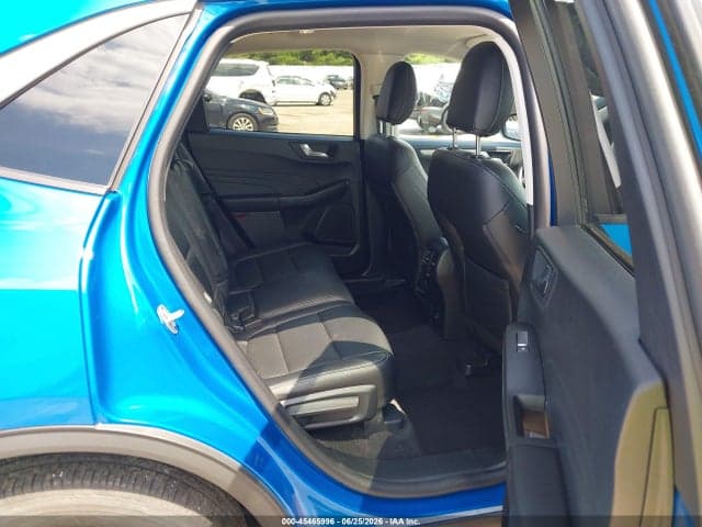 2021 FORD ESCAPE SE 8