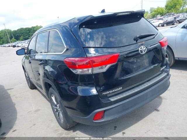 2017 TOYOTA HIGHLANDER XLE 3
