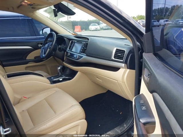 2017 TOYOTA HIGHLANDER XLE 5