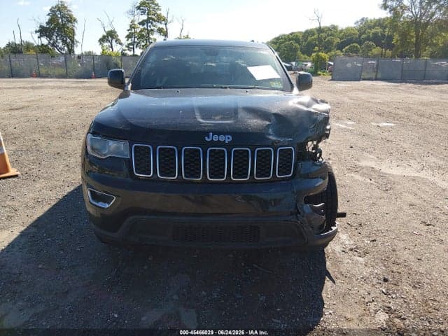 2018 JEEP GRAND CHEROKEE LAREDO E 4X4 12