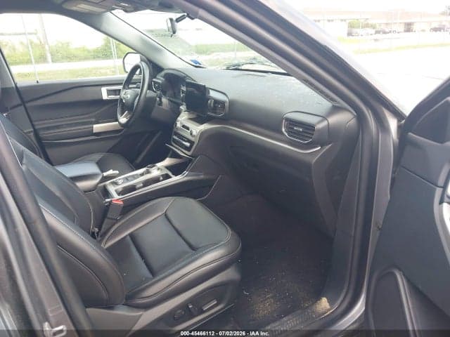2022 FORD EXPLORER XLT 5