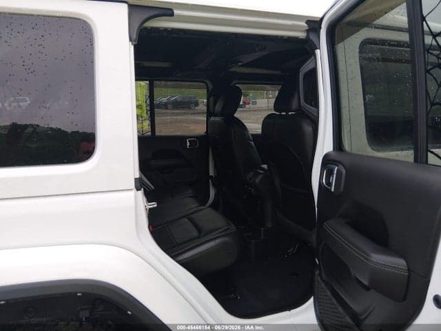 2022 JEEP WRANGLER UNLIMITED SAHARA 4X4 8