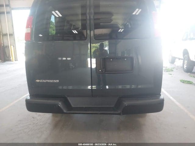 2017 CHEVROLET EXPRESS 2500 LS 21