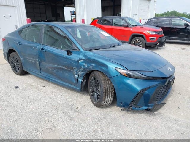 2026 TOYOTA CAMRY SE - 1