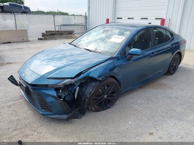 2026 TOYOTA CAMRY SE 2