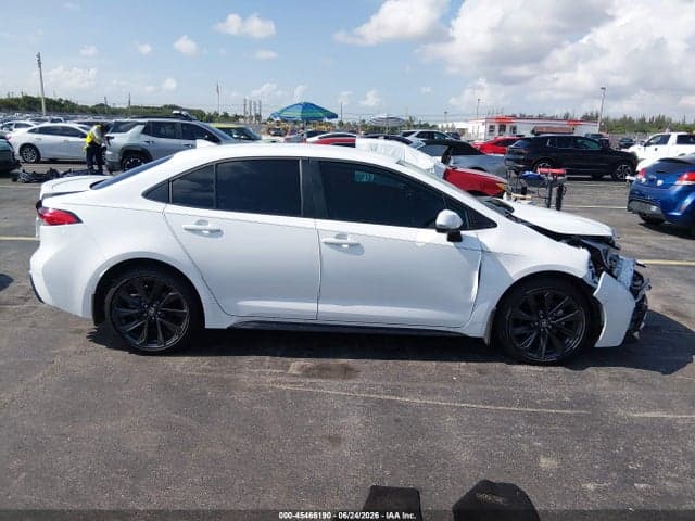 2026 TOYOTA COROLLA SE 13