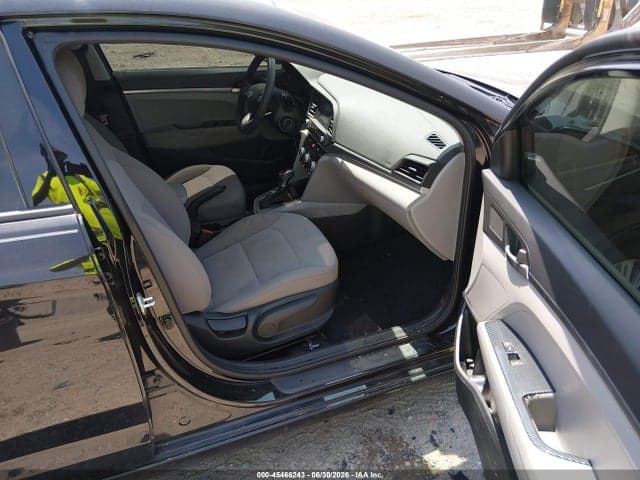 2020 HYUNDAI ELANTRA SE 5