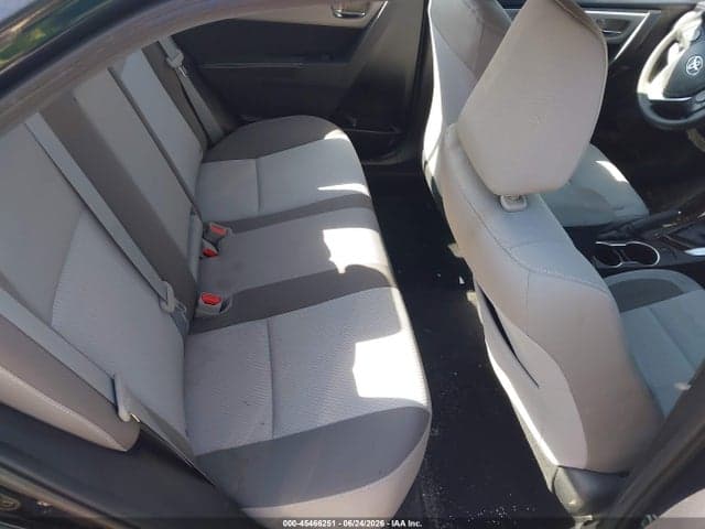 2017 TOYOTA COROLLA LE 8