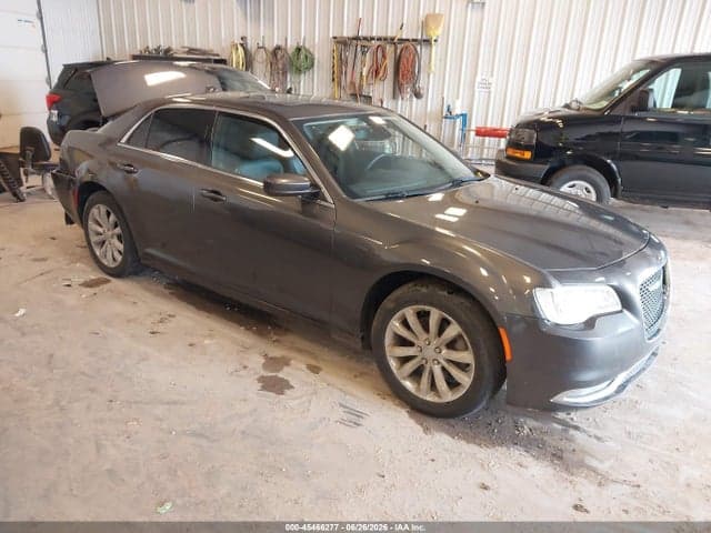 2017 CHRYSLER 300 LIMITED AWD