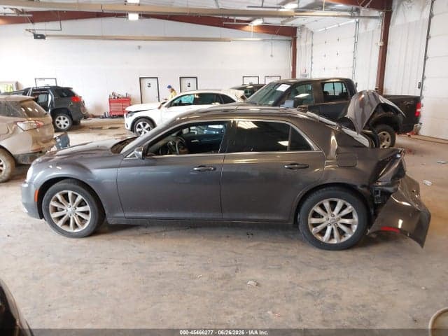 2017 CHRYSLER 300 LIMITED AWD 14
