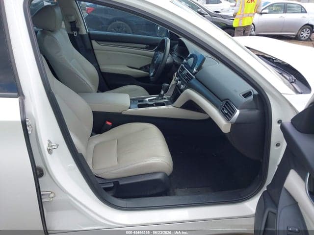 2018 HONDA ACCORD LX 5