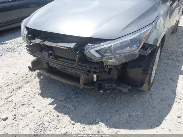 2025 NISSAN VERSA 1.6 S 6