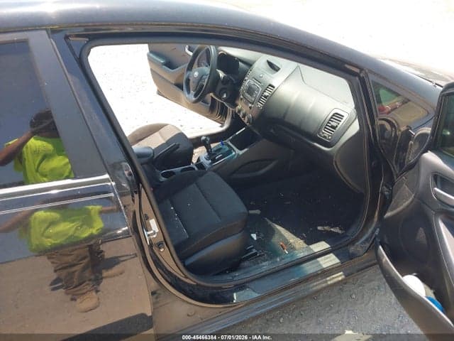 2017 KIA FORTE LX 5