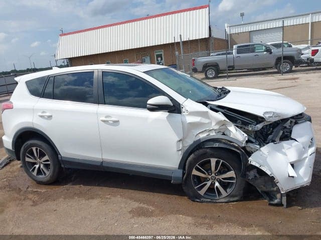 2018 TOYOTA RAV4 XLE 13