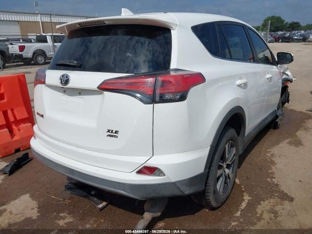 2018 TOYOTA RAV4 XLE 4