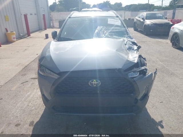 2022 TOYOTA COROLLA CROSS LE 12