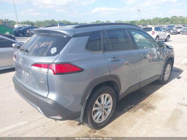 2022 TOYOTA COROLLA CROSS LE 4