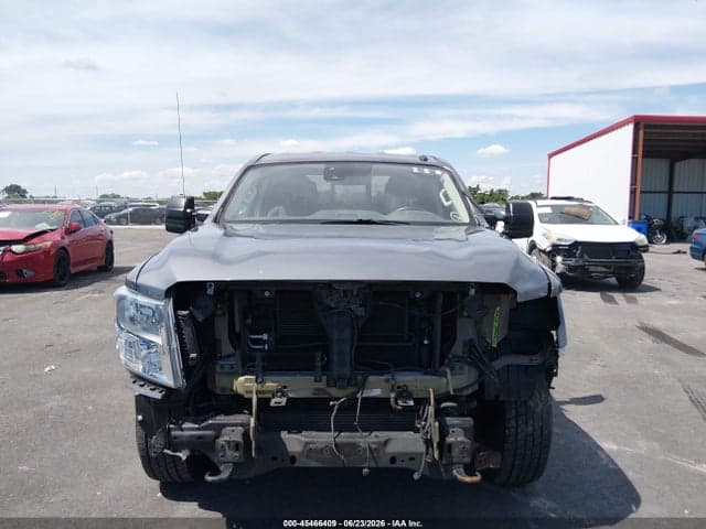 2020 NISSAN TITAN SV 4X4 13