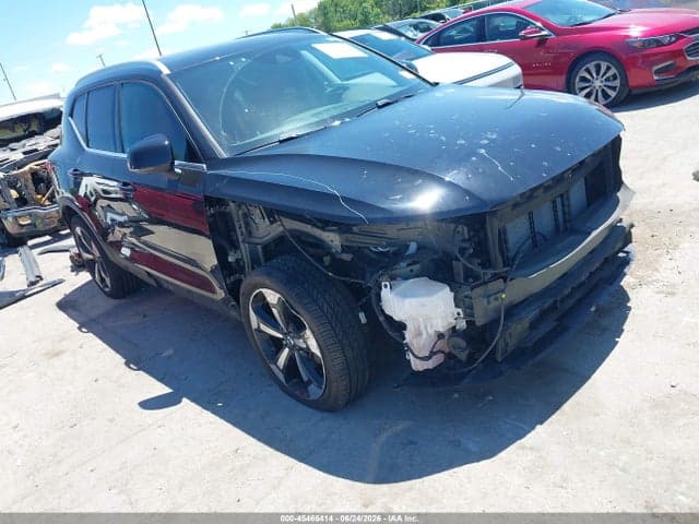 2020 VOLVO XC40 T5 1