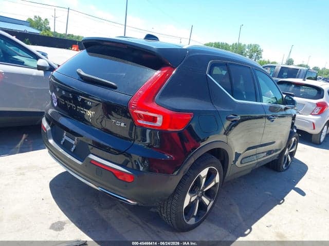 2020 VOLVO XC40 T5 4