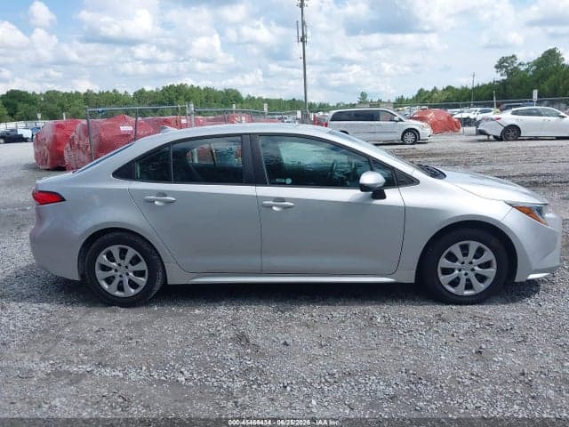 2022 TOYOTA COROLLA LE 13