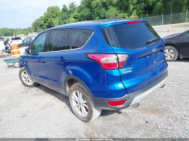 2017 FORD ESCAPE SE 3
