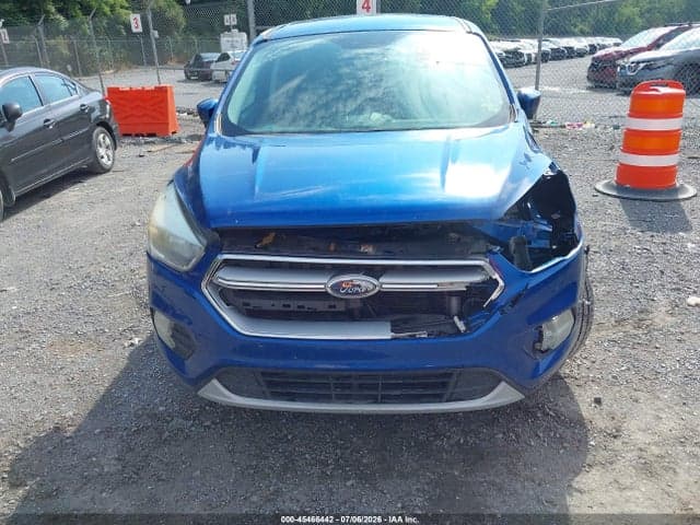 2017 FORD ESCAPE SE 6