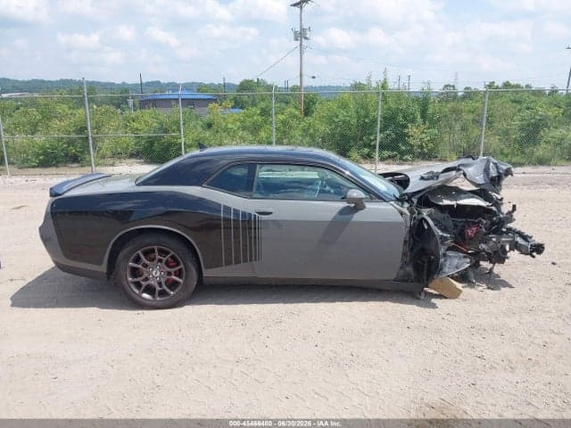 2018 DODGE CHALLENGER GT AWD 14