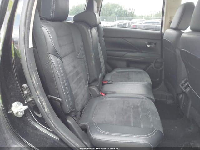 2020 MITSUBISHI OUTLANDER ES 8
