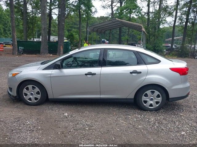 2016 FORD FOCUS S 14