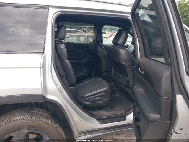 2025 JEEP GRAND CHEROKEE L ALTITUDE X 4X2 8