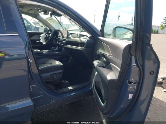 2025 TOYOTA GRAND HIGHLANDER XLE 5