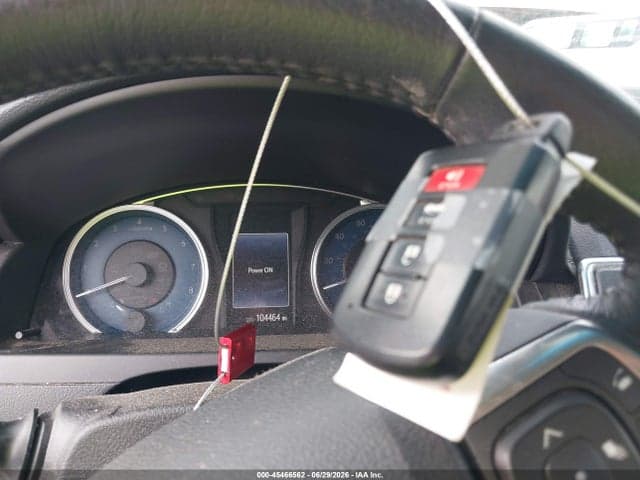 2017 TOYOTA CAMRY XLE 11